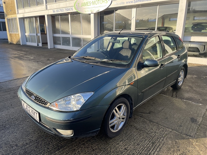 Ford 1.6i 16v Zetec Hatchback 5dr Petrol Manual (165 g/km, 99 bhp)