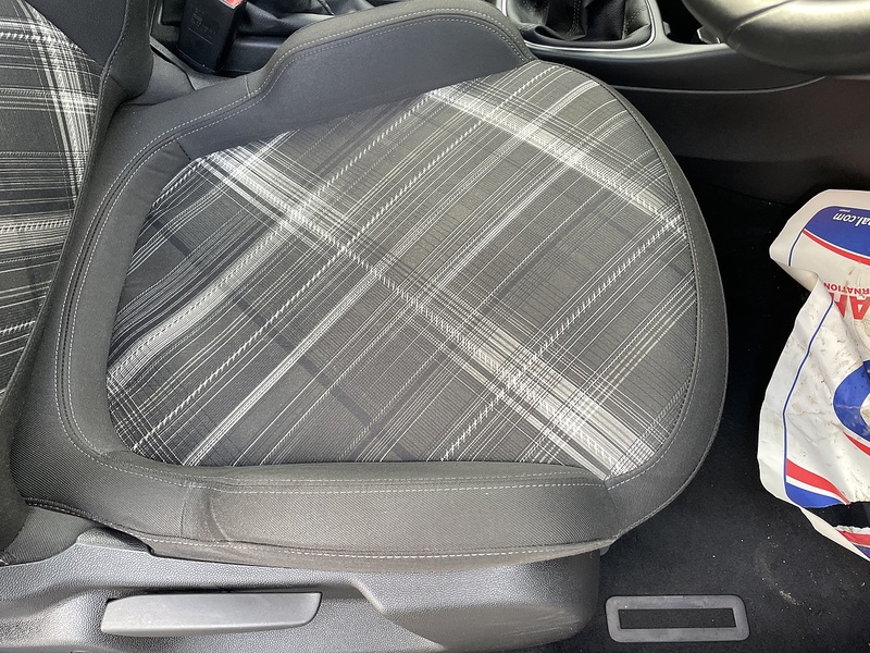 Vauxhall 1.2i Limited Edition Hatchback 3dr Petrol Manual Euro 6 (70 ps)