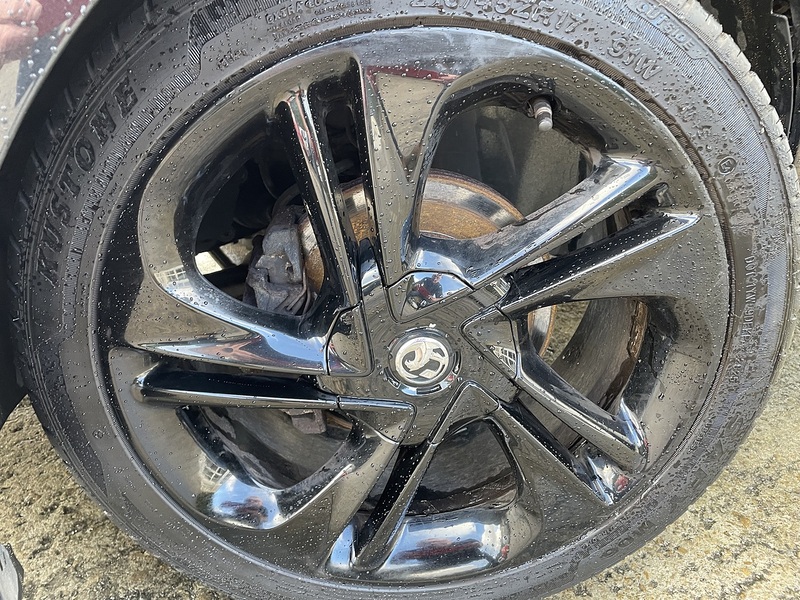 Vauxhall 1.2i Limited Edition Hatchback 3dr Petrol Manual Euro 6 (70 ps)