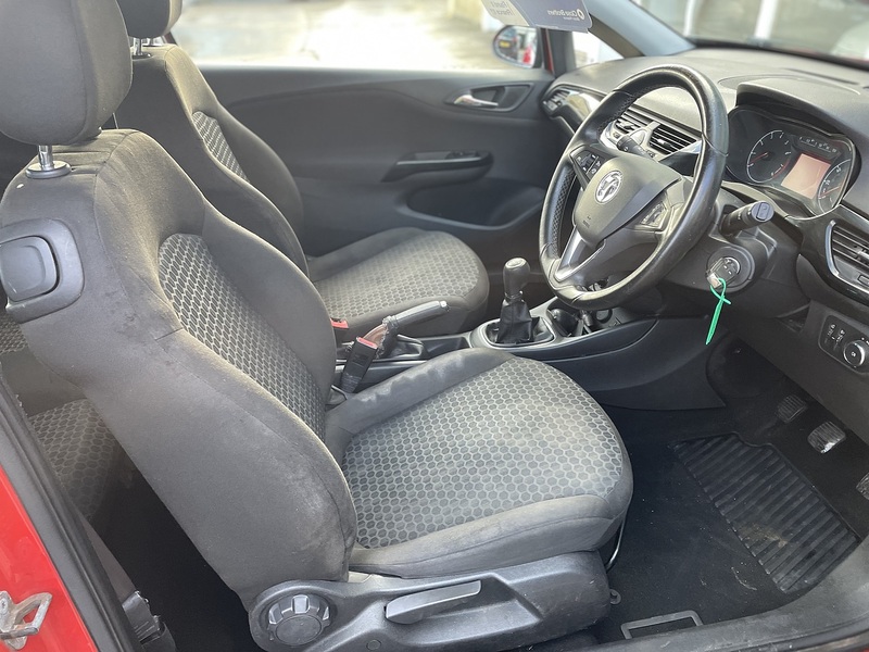 Vauxhall 1.2i Sting Hatchback 3dr Petrol Manual Euro 6 (70 ps)