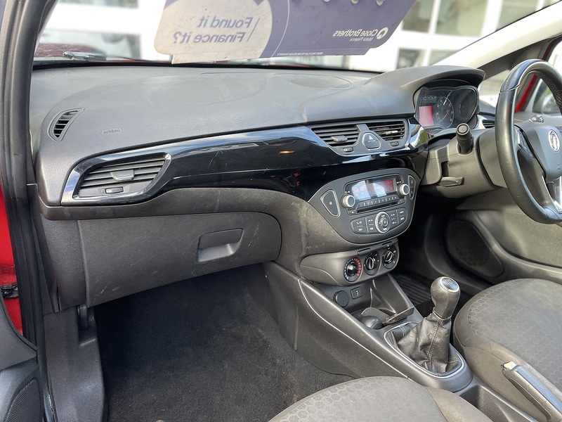 Vauxhall 1.2i Sting Hatchback 3dr Petrol Manual Euro 6 (70 ps)