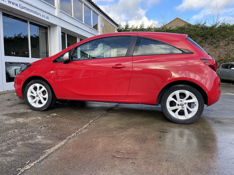 Vauxhall 1.2i Sting Hatchback 3dr Petrol Manual Euro 6 (70 ps)