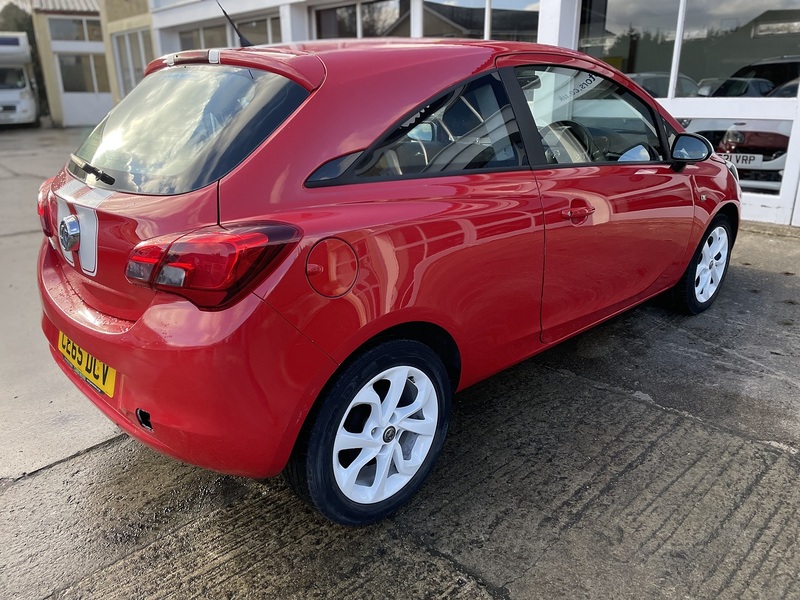 Vauxhall 1.2i Sting Hatchback 3dr Petrol Manual Euro 6 (70 ps)