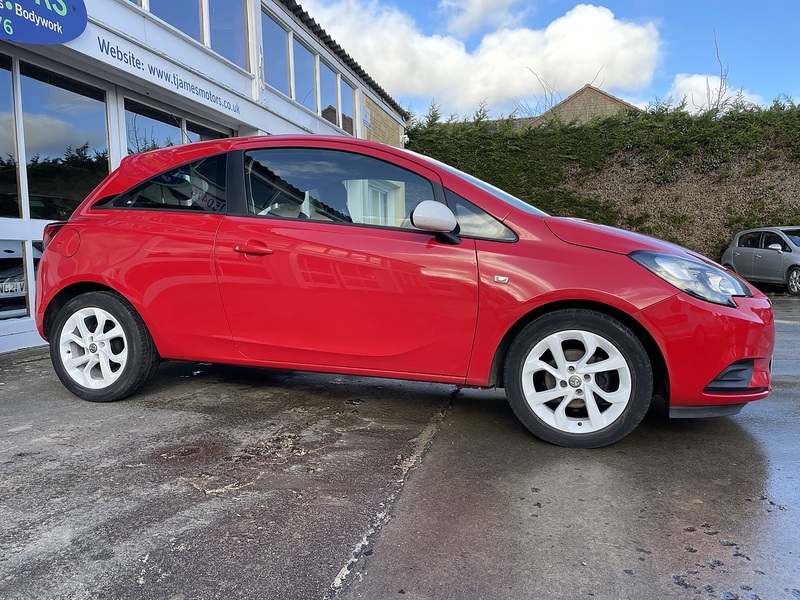 Vauxhall 1.2i Sting Hatchback 3dr Petrol Manual Euro 6 (70 ps)