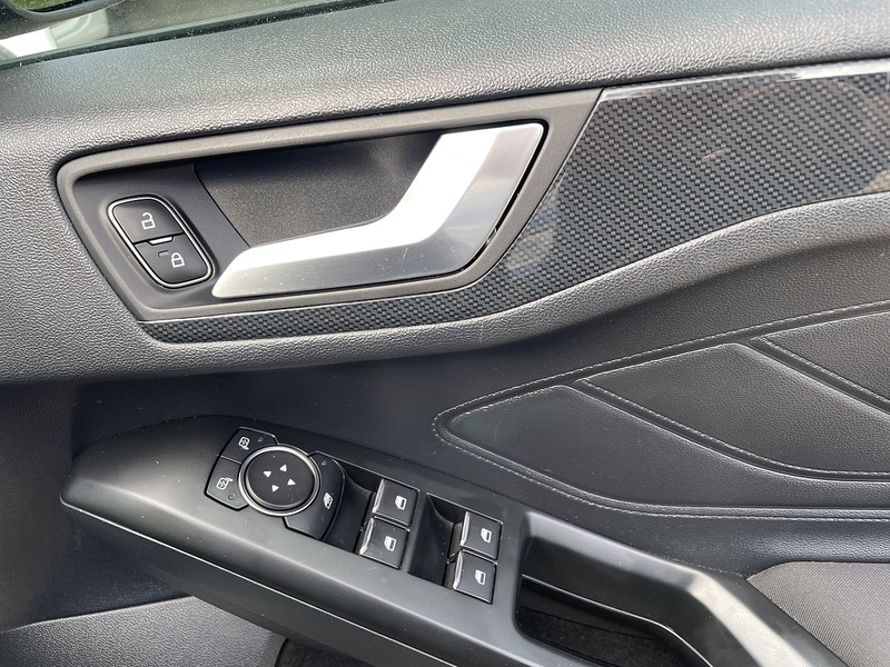 Ford 1.0T EcoBoost ST-Line Hatchback 5dr Petrol Manual Euro 6 (s/s) (125 ps)