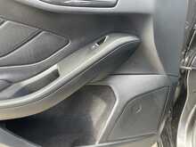 Ford Focus T EcoBoost ST-Line 