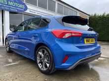 Ford Focus T EcoBoost ST-Line 