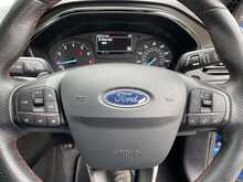 Ford Focus T EcoBoost ST-Line 