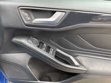 Ford Focus T EcoBoost ST-Line 