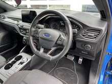 Ford Focus T EcoBoost ST-Line 