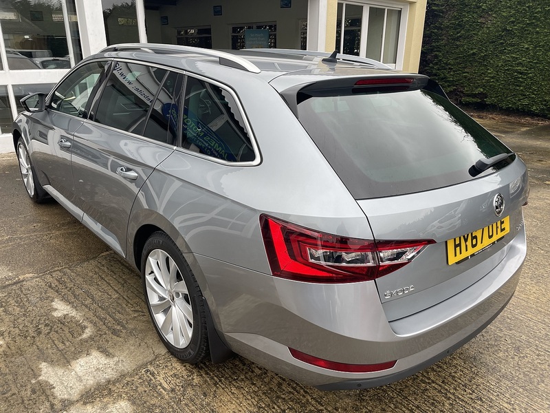 Skoda 2.0 TSI SE L Executive Estate 5dr Petrol DSG Euro 6 (s/s) (220 ps)