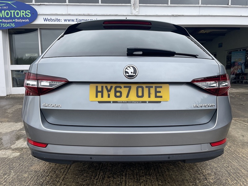 Skoda 2.0 TSI SE L Executive Estate 5dr Petrol DSG Euro 6 (s/s) (220 ps)