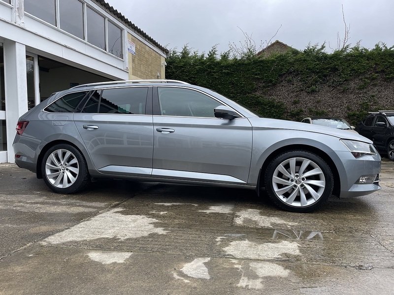 Skoda 2.0 TSI SE L Executive Estate 5dr Petrol DSG Euro 6 (s/s) (220 ps)