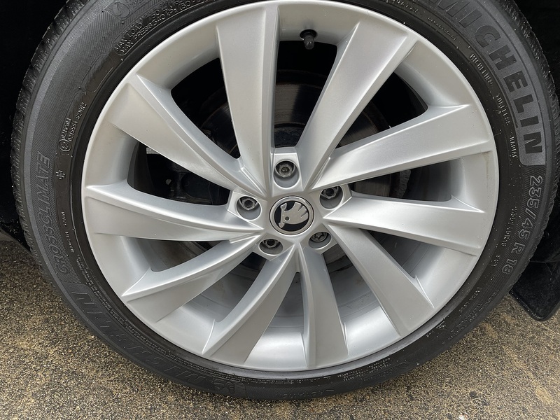 Skoda 2.0 TSI SE L Executive Estate 5dr Petrol DSG Euro 6 (s/s) (220 ps)