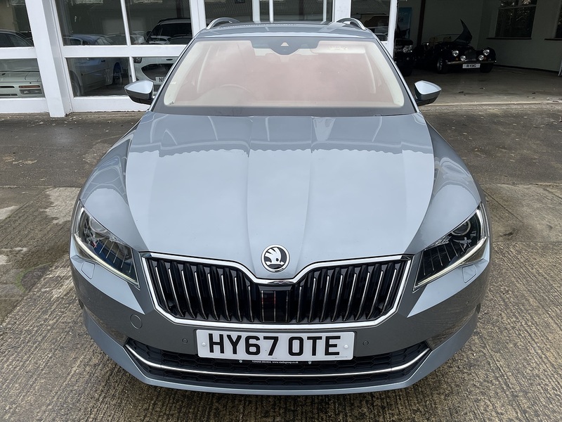 Skoda 2.0 TSI SE L Executive Estate 5dr Petrol DSG Euro 6 (s/s) (220 ps)