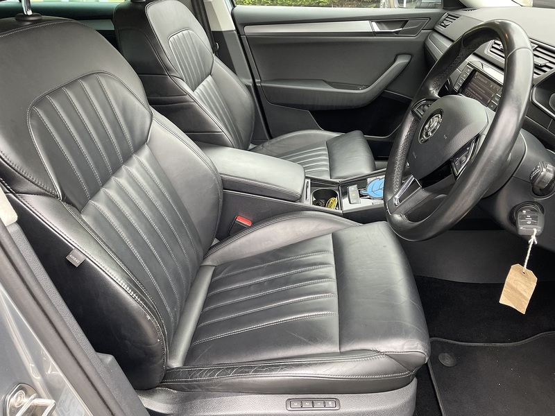 Skoda 2.0 TSI SE L Executive Estate 5dr Petrol DSG Euro 6 (s/s) (220 ps)