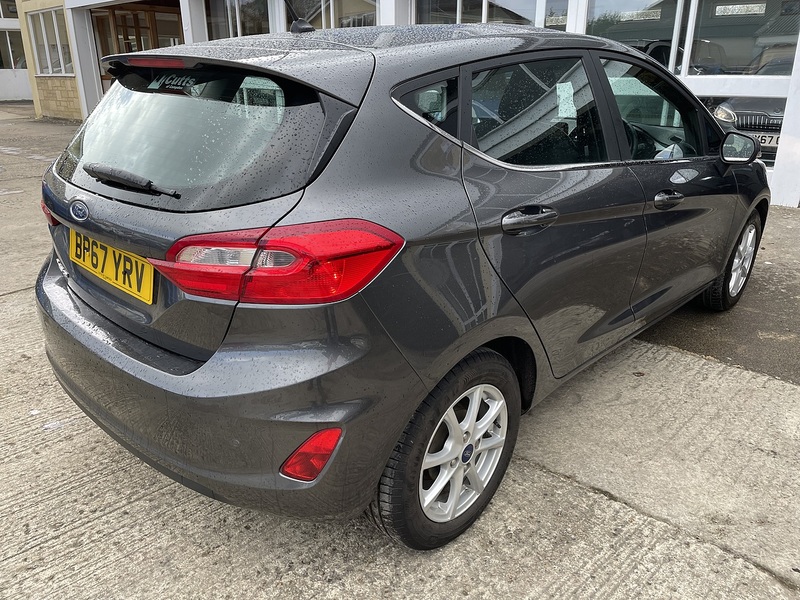 Ford 1.0T EcoBoost Zetec Hatchback 5dr Petrol Manual Euro 6 (s/s) (100 ps)
