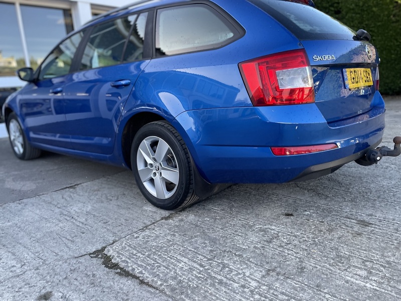 Skoda 1.6 TDI SE Estate 5dr Diesel Manual Euro 5 (s/s) (105 ps)