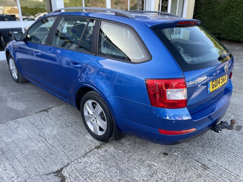 Skoda 1.6 TDI SE Estate 5dr Diesel Manual Euro 5 (s/s) (105 ps)