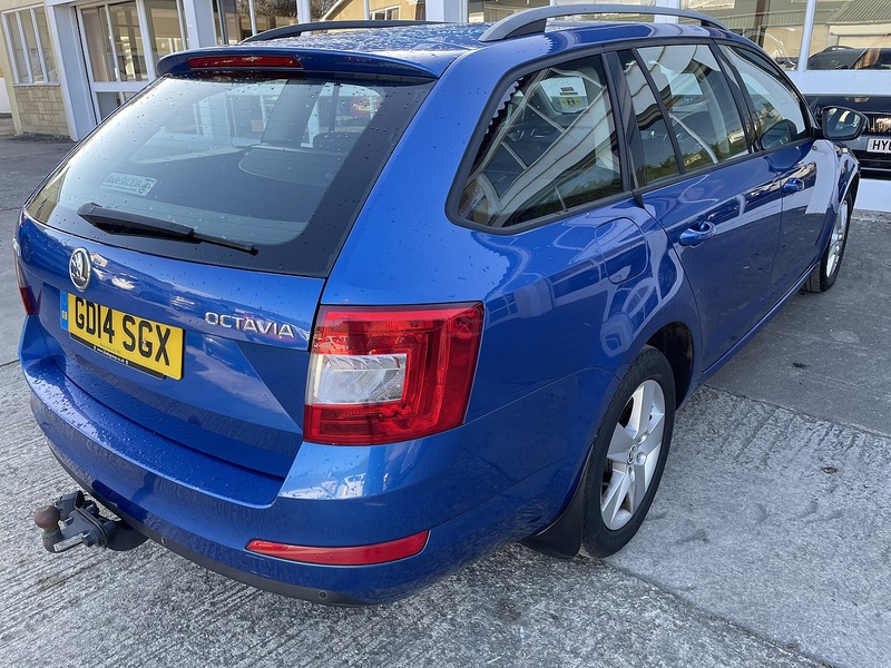 Skoda 1.6 TDI SE Estate 5dr Diesel Manual Euro 5 (s/s) (105 ps)