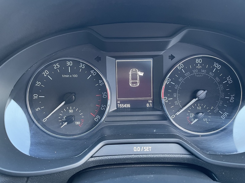 Skoda 1.6 TDI SE Estate 5dr Diesel Manual Euro 5 (s/s) (105 ps)