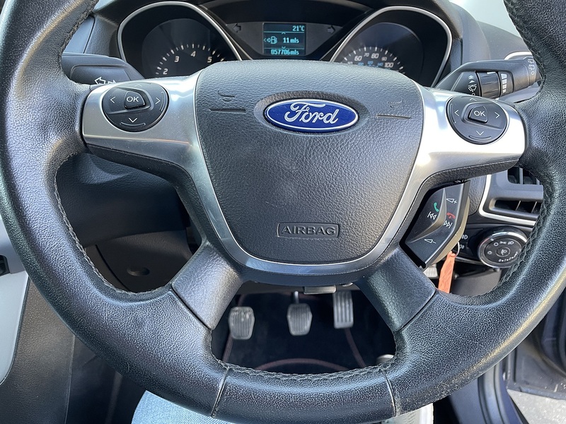Ford 1.0T EcoBoost Zetec Hatchback 5dr Petrol Manual Euro 5 (s/s) (100 ps)