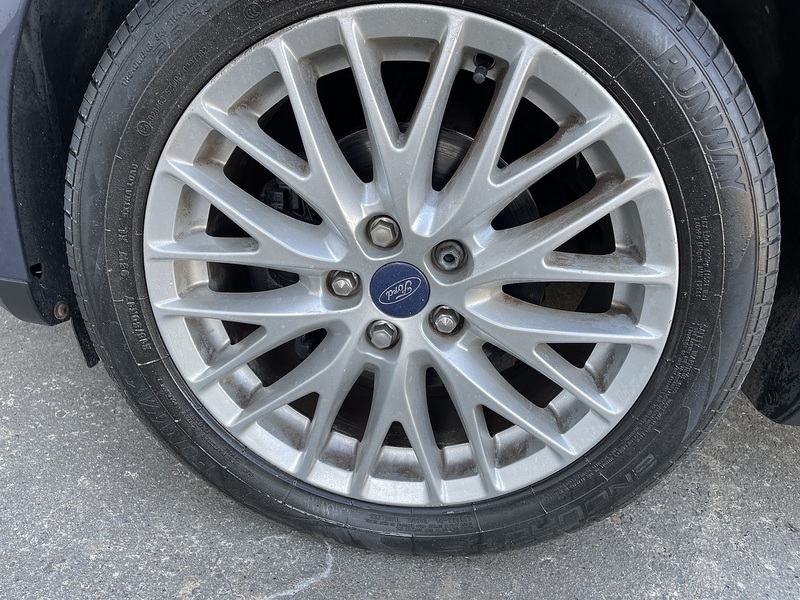 Ford 1.0T EcoBoost Zetec Hatchback 5dr Petrol Manual Euro 5 (s/s) (100 ps)