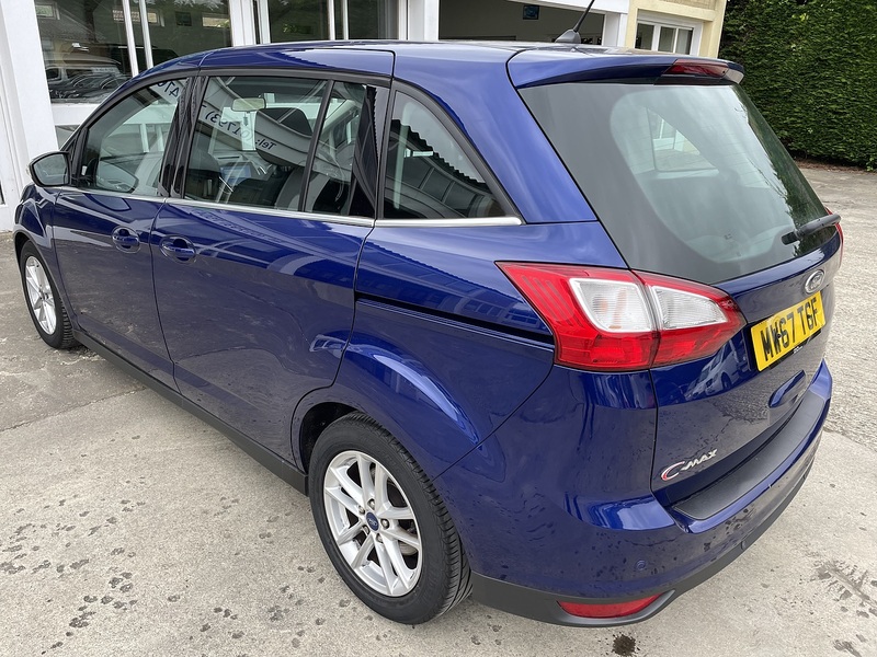 Ford 1.0T EcoBoost Zetec MPV 5dr Petrol Manual Euro 6 (s/s) (125 ps)