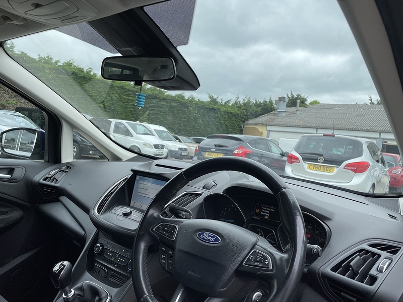 Ford 1.0T EcoBoost Zetec MPV 5dr Petrol Manual Euro 6 (s/s) (125 ps)