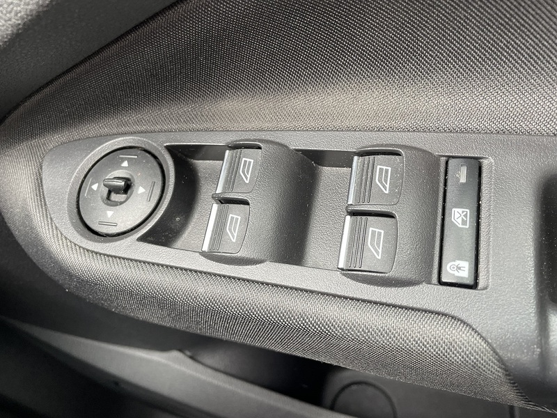 Ford 1.0T EcoBoost Zetec MPV 5dr Petrol Manual Euro 6 (s/s) (125 ps)