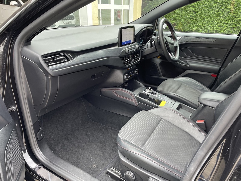 Ford 1.0T EcoBoost ST-Line X Hatchback 5dr Petrol Auto Euro 6 (s/s) (125 ps)