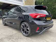 Ford Focus T EcoBoost ST-Line X 