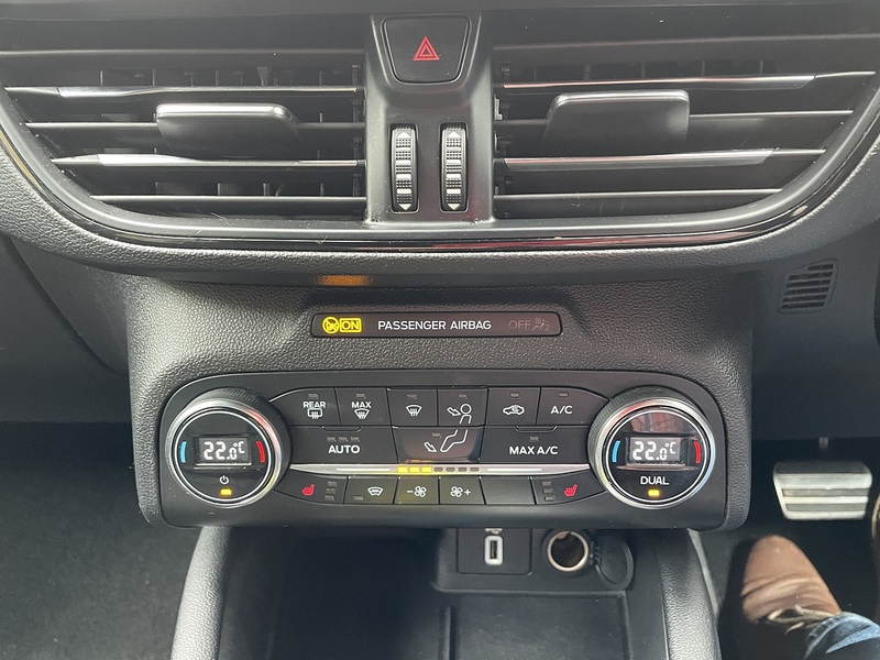 Ford 1.0T EcoBoost ST-Line X Hatchback 5dr Petrol Auto Euro 6 (s/s) (125 ps)