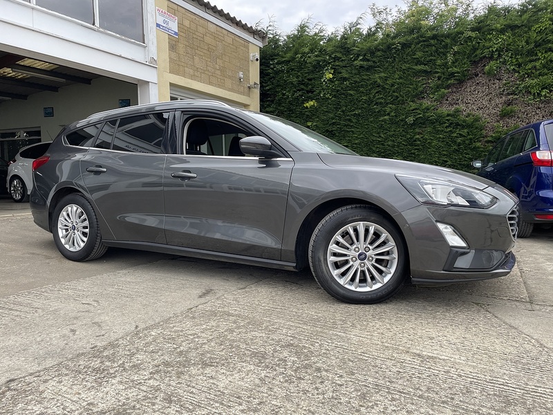 Ford 1.0T EcoBoost Titanium Estate 5dr Petrol Auto Euro 6 (s/s) (125 ps)