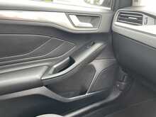 Ford Focus T EcoBoost Titanium 