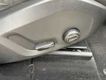 Volvo XC60 B4 MHEV Momentum 
