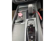 Volvo XC60 B4 MHEV Momentum 