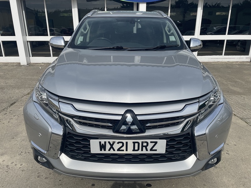 Mitsubishi 2.4D 4 SUV 5dr Diesel Auto 4WD Euro 6 (181 ps)