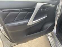 Mitsubishi Shogun Sport D 4 