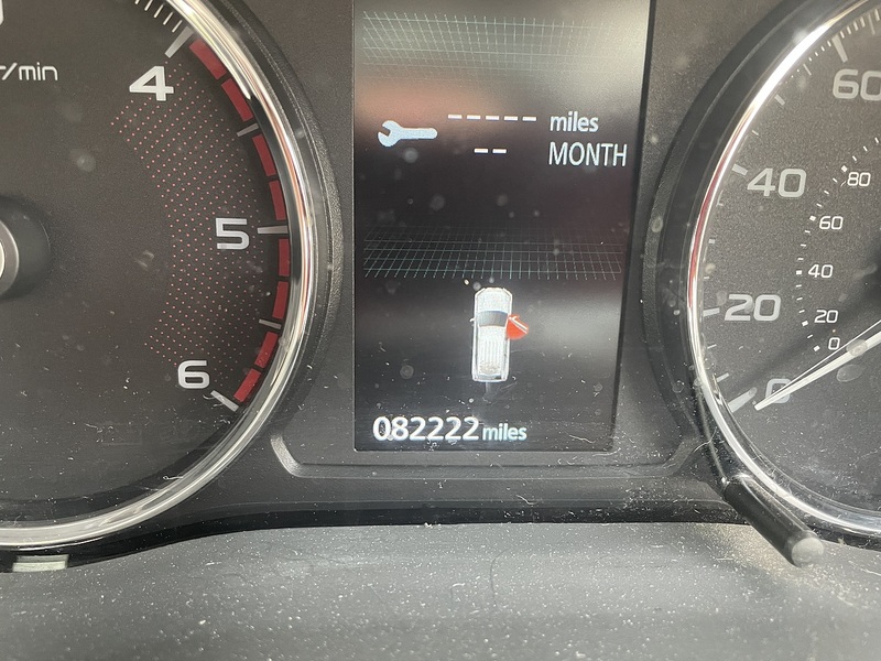 Mitsubishi 2.4D 4 SUV 5dr Diesel Auto 4WD Euro 6 (181 ps)