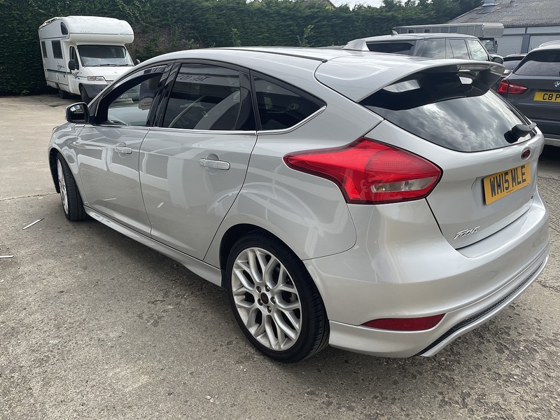 Ford 1.0T EcoBoost Zetec S Hatchback 5dr Petrol Manual Euro 6 (s/s) (125 ps)