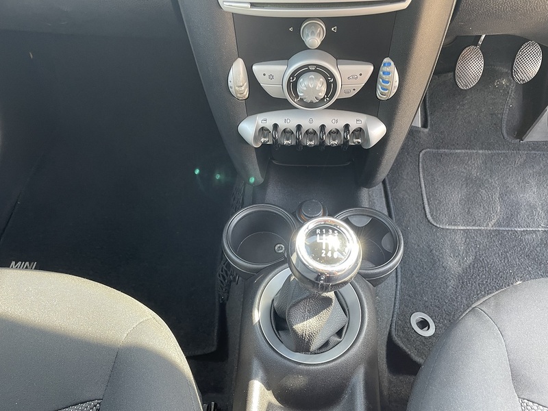 MINI 1.6 Cooper Hatchback 3dr Petrol Manual Euro 4 (120 ps)