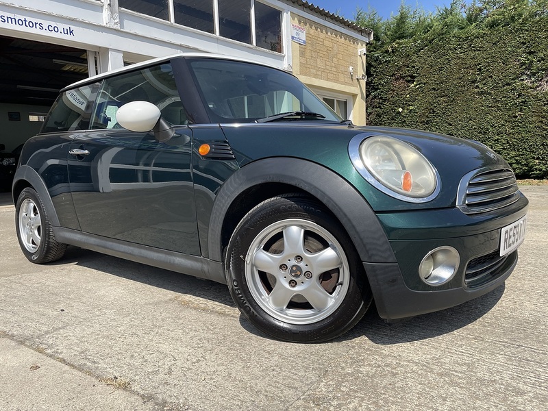 MINI 1.6 Cooper Hatchback 3dr Petrol Manual Euro 4 (120 ps)