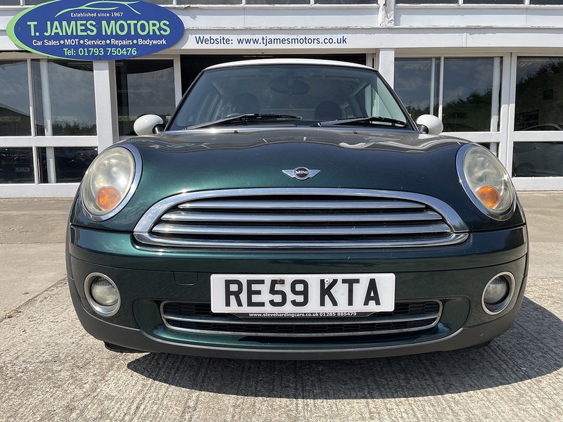 MINI 1.6 Cooper Hatchback 3dr Petrol Manual Euro 4 (120 ps)