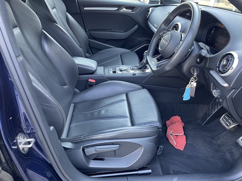 Audi 2.0 TFSI Sportback 5dr Petrol S Tronic quattro Euro 6 (s/s) (300 ps)