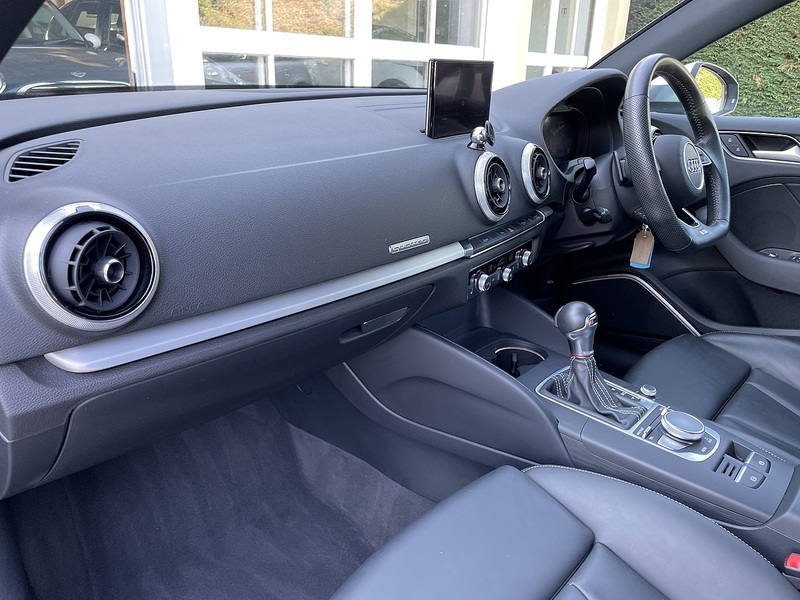 Audi 2.0 TFSI Sportback 5dr Petrol S Tronic quattro Euro 6 (s/s) (300 ps)