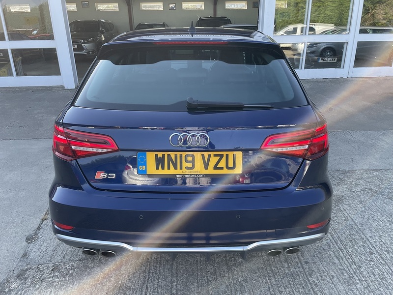 Audi 2.0 TFSI Sportback 5dr Petrol S Tronic quattro Euro 6 (s/s) (300 ps)