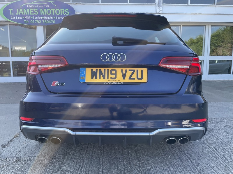 Audi 2.0 TFSI Sportback 5dr Petrol S Tronic quattro Euro 6 (s/s) (300 ps)