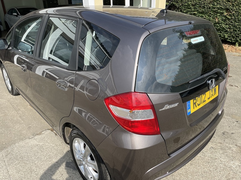 Honda 1.4 i-VTEC ES Hatchback 5dr Petrol CVT Euro 5 (99 ps)