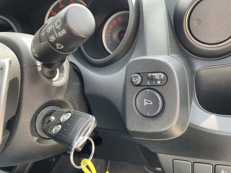 Honda 1.4 i-VTEC ES Hatchback 5dr Petrol CVT Euro 5 (99 ps)